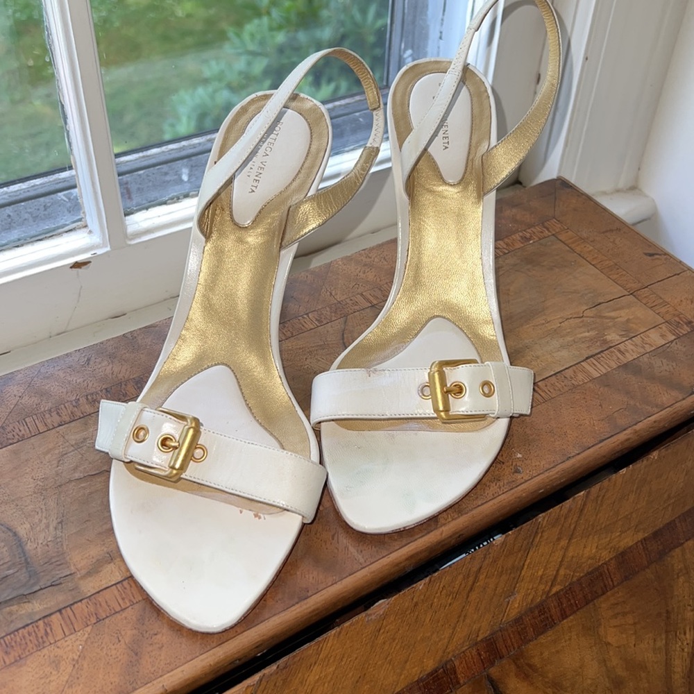 Easter kitten heel’ Bottega Veneta
